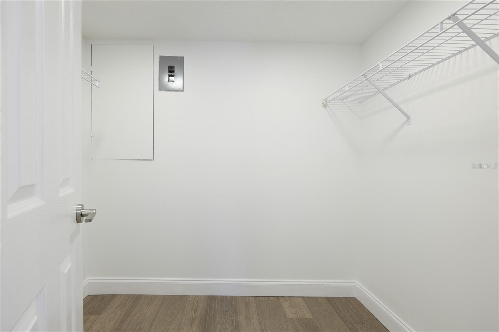 Image 20 of 28 For 3656 Lake Bayshore Drive 319