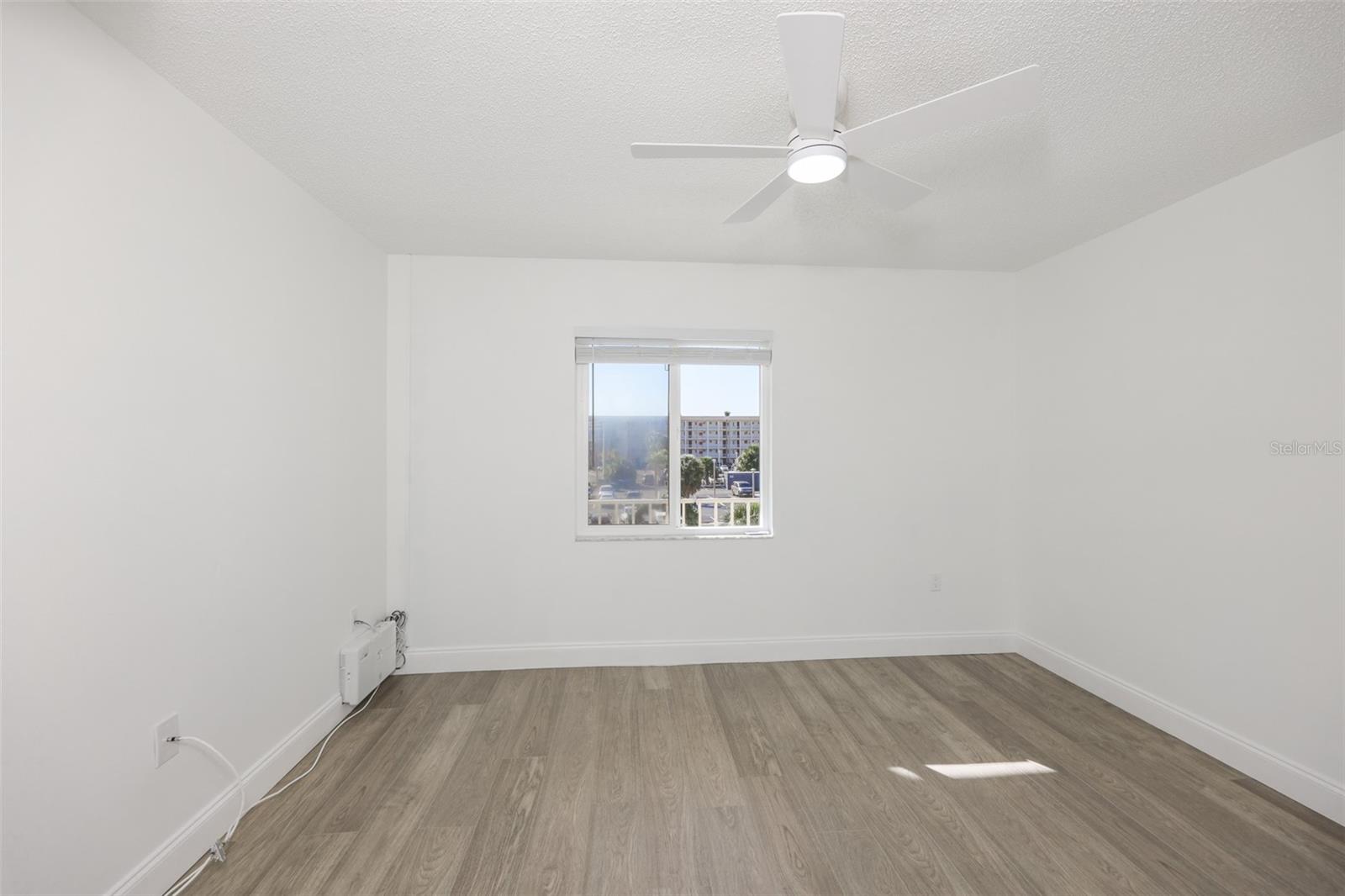 Image 23 of 28 For 3656 Lake Bayshore Drive 319