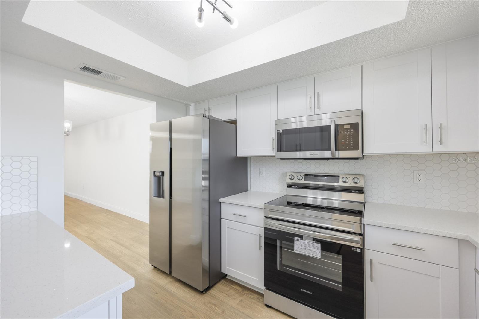 Image 4 of 28 For 3656 Lake Bayshore Drive 319