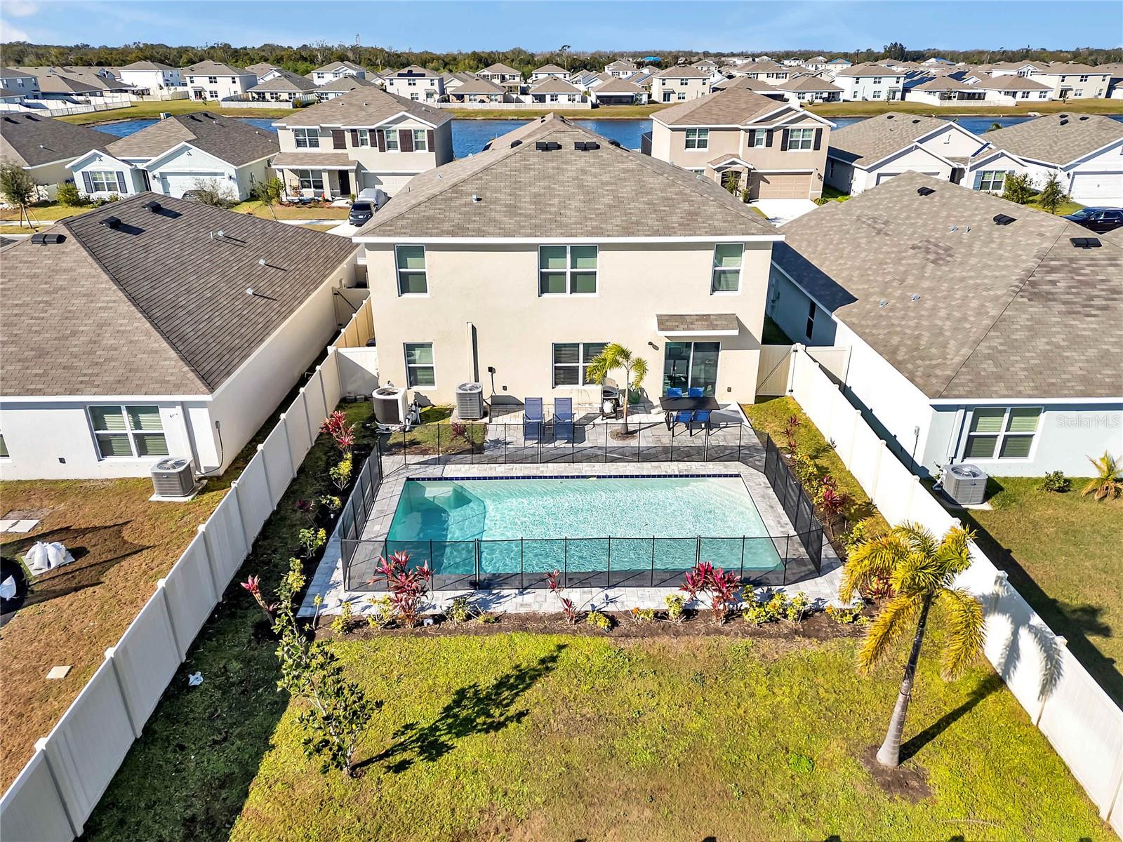 Image 23 of 26 For 16762 Sunburst Lake Street