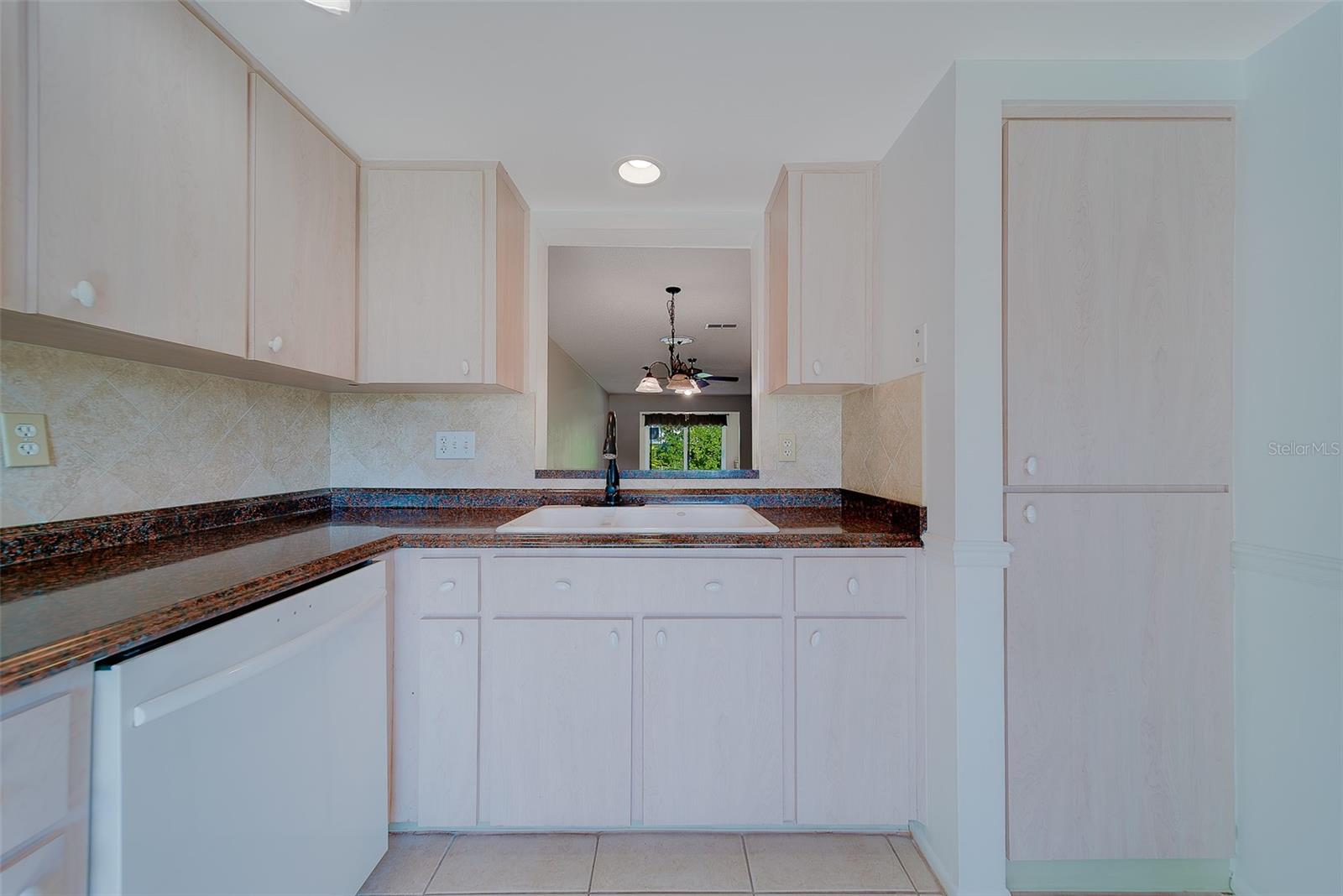 Image 10 of 65 For 3430 Stonehaven Court E D