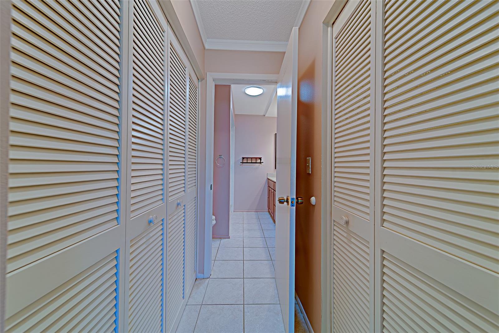 Image 26 of 65 For 3430 Stonehaven Court E D