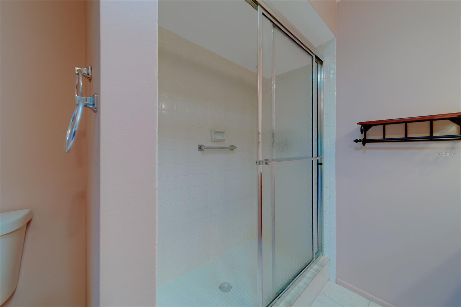 Image 29 of 65 For 3430 Stonehaven Court E D