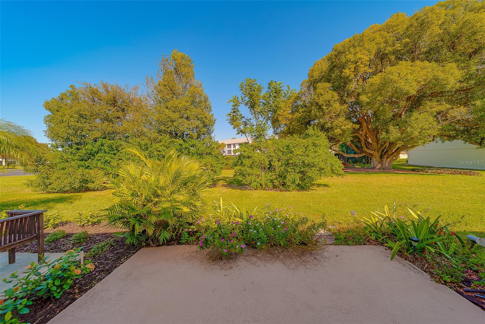 Image 30 of 65 For 3430 Stonehaven Court E D