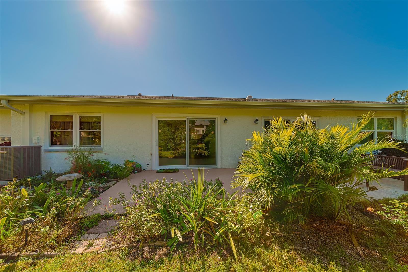 Image 32 of 65 For 3430 Stonehaven Court E D