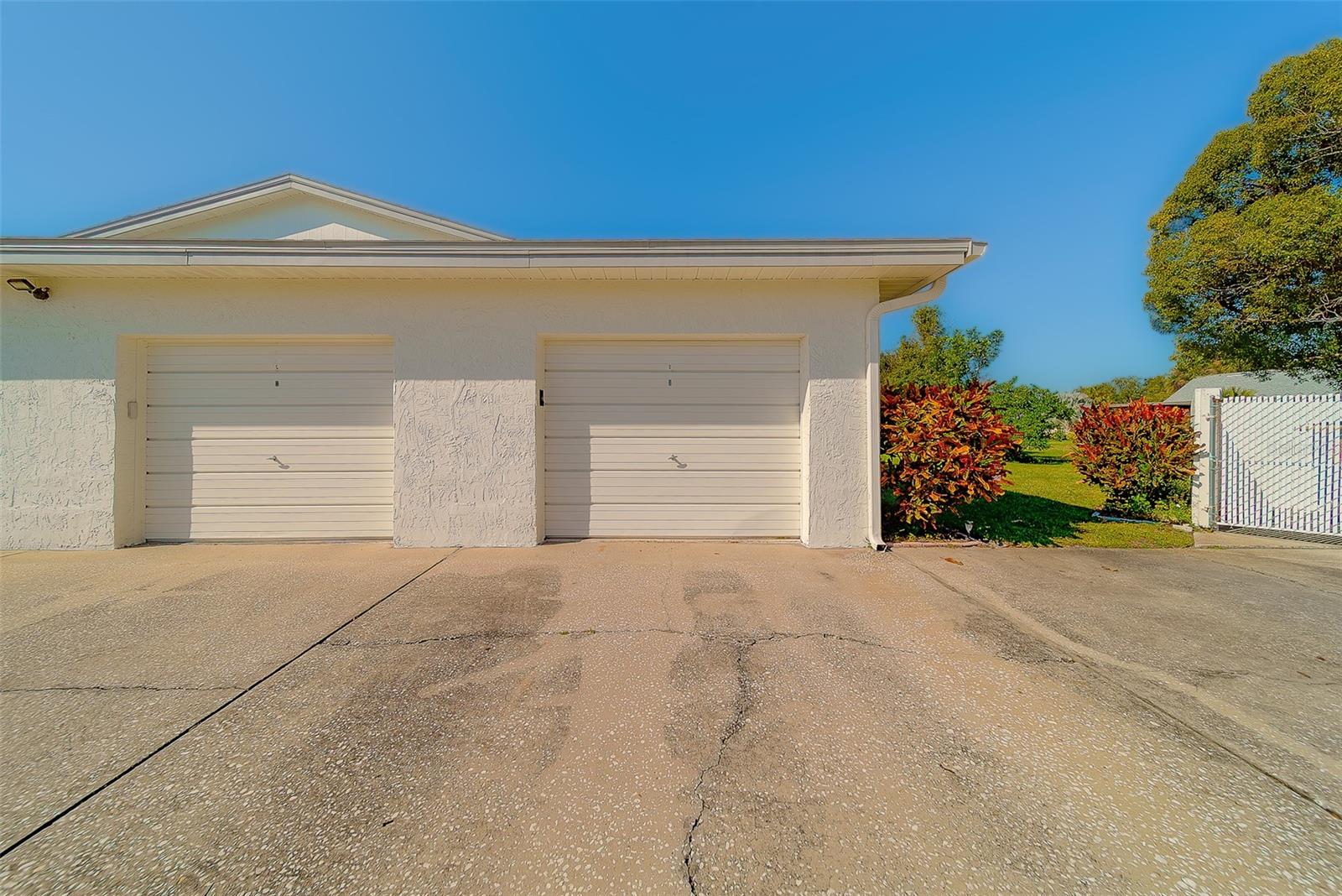 Image 34 of 65 For 3430 Stonehaven Court E D