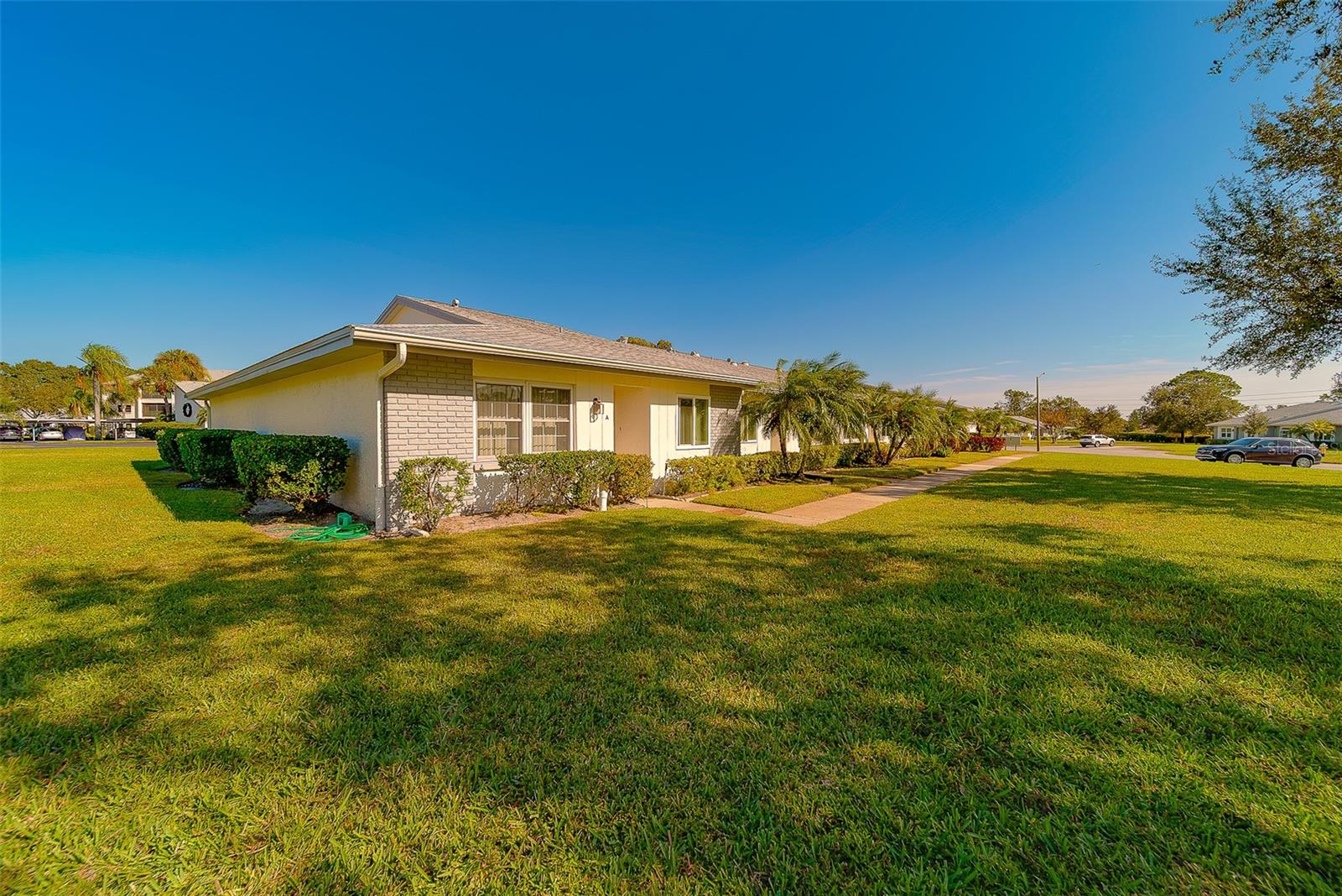 Image 49 of 65 For 3430 Stonehaven Court E D