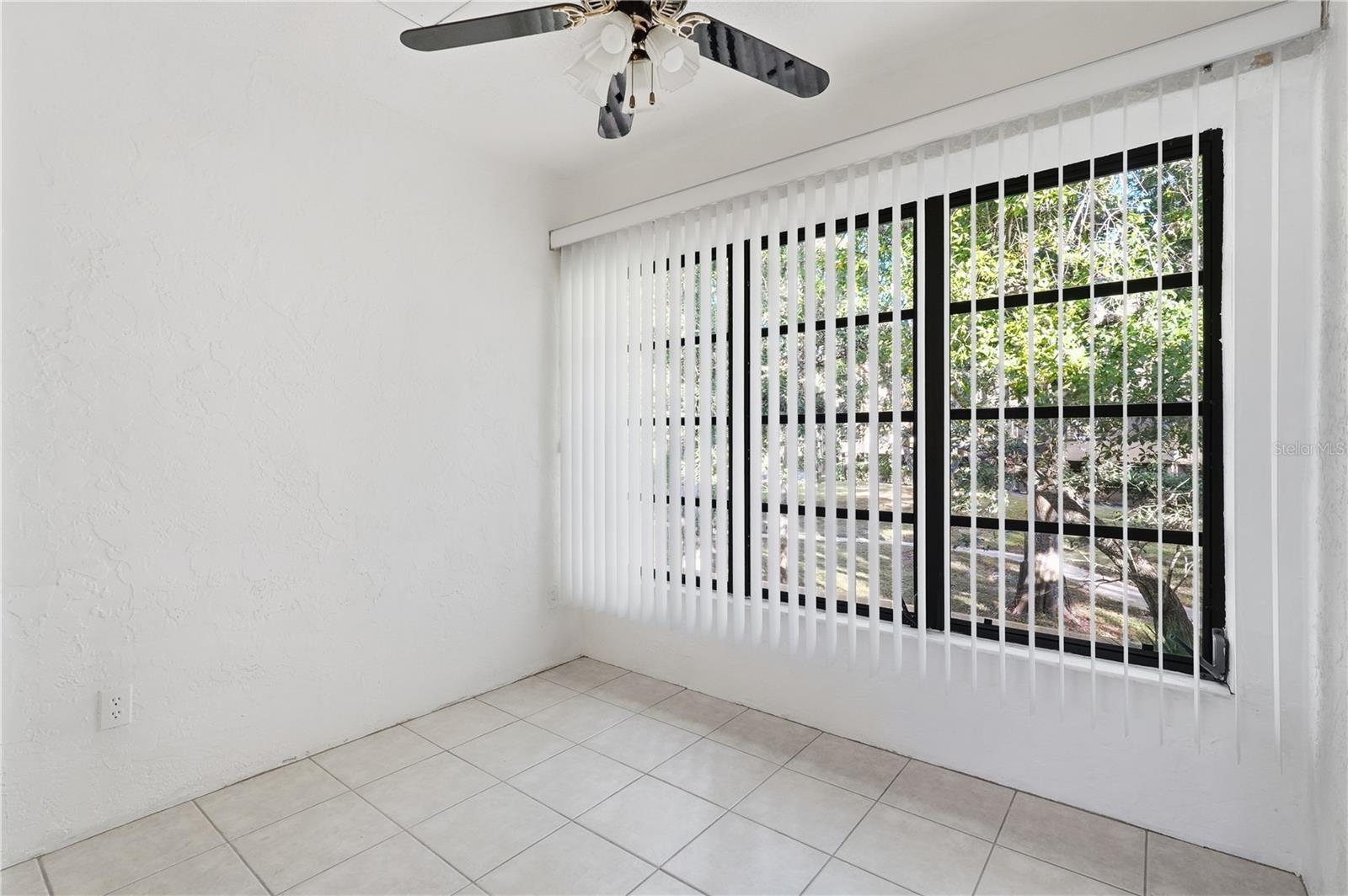 Image 11 of 20 For 3034 Eastland Boulevard D206