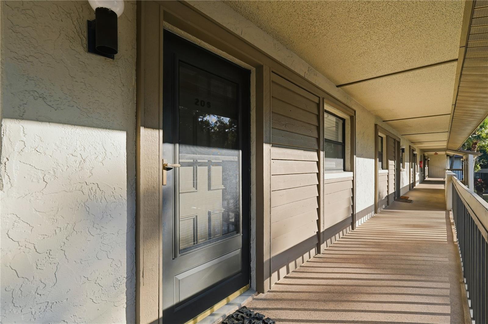 Image 2 of 20 For 3034 Eastland Boulevard D206