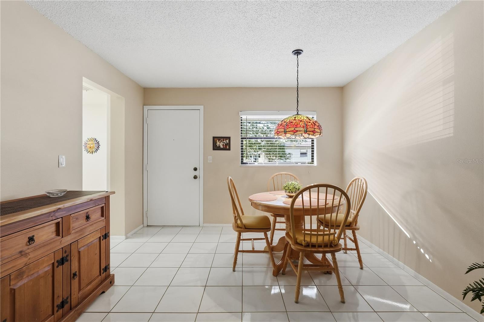 Image 7 of 20 For 3034 Eastland Boulevard D206