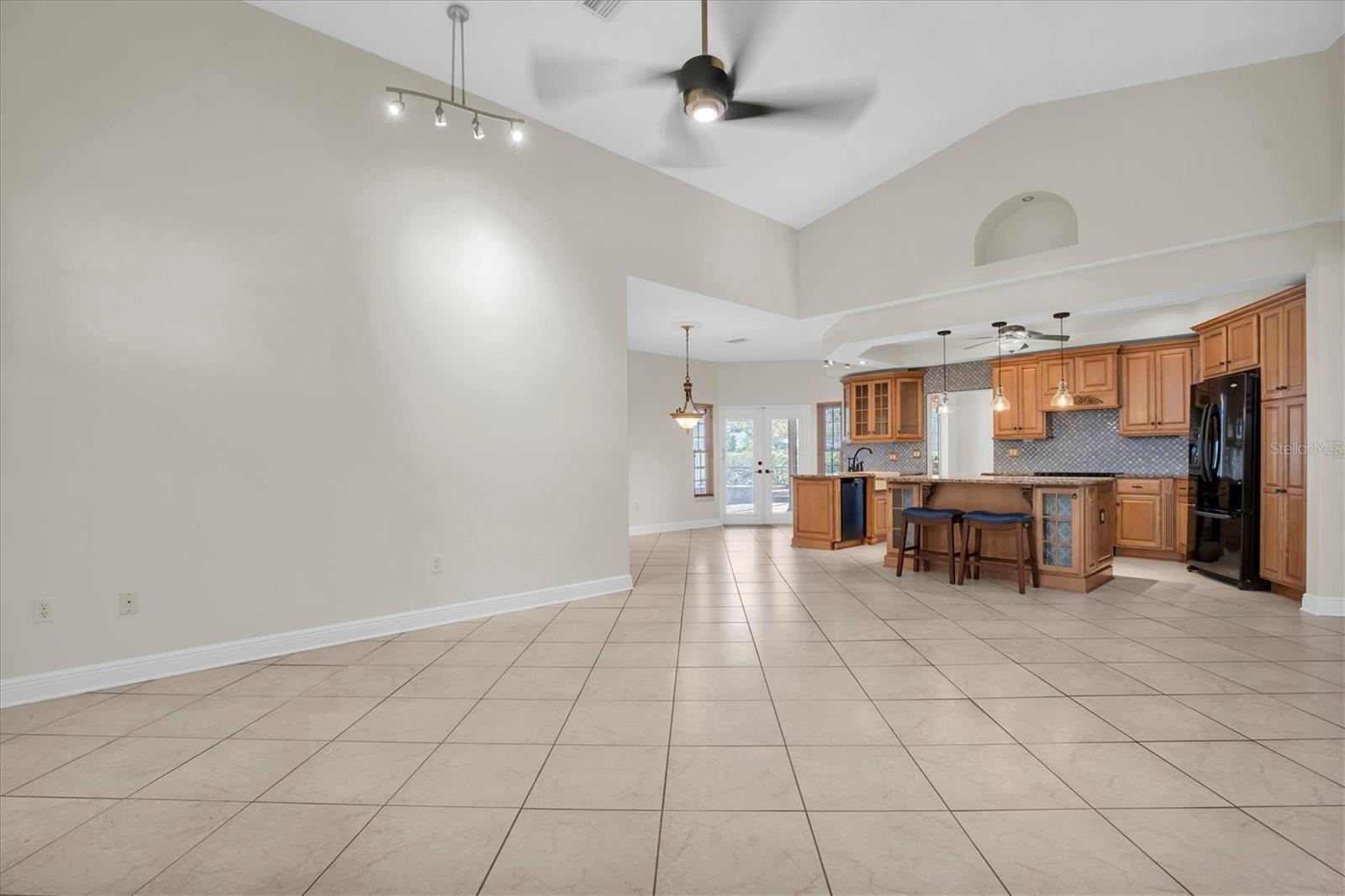 Image 23 of 48 For 4589 Glenbrook Circle