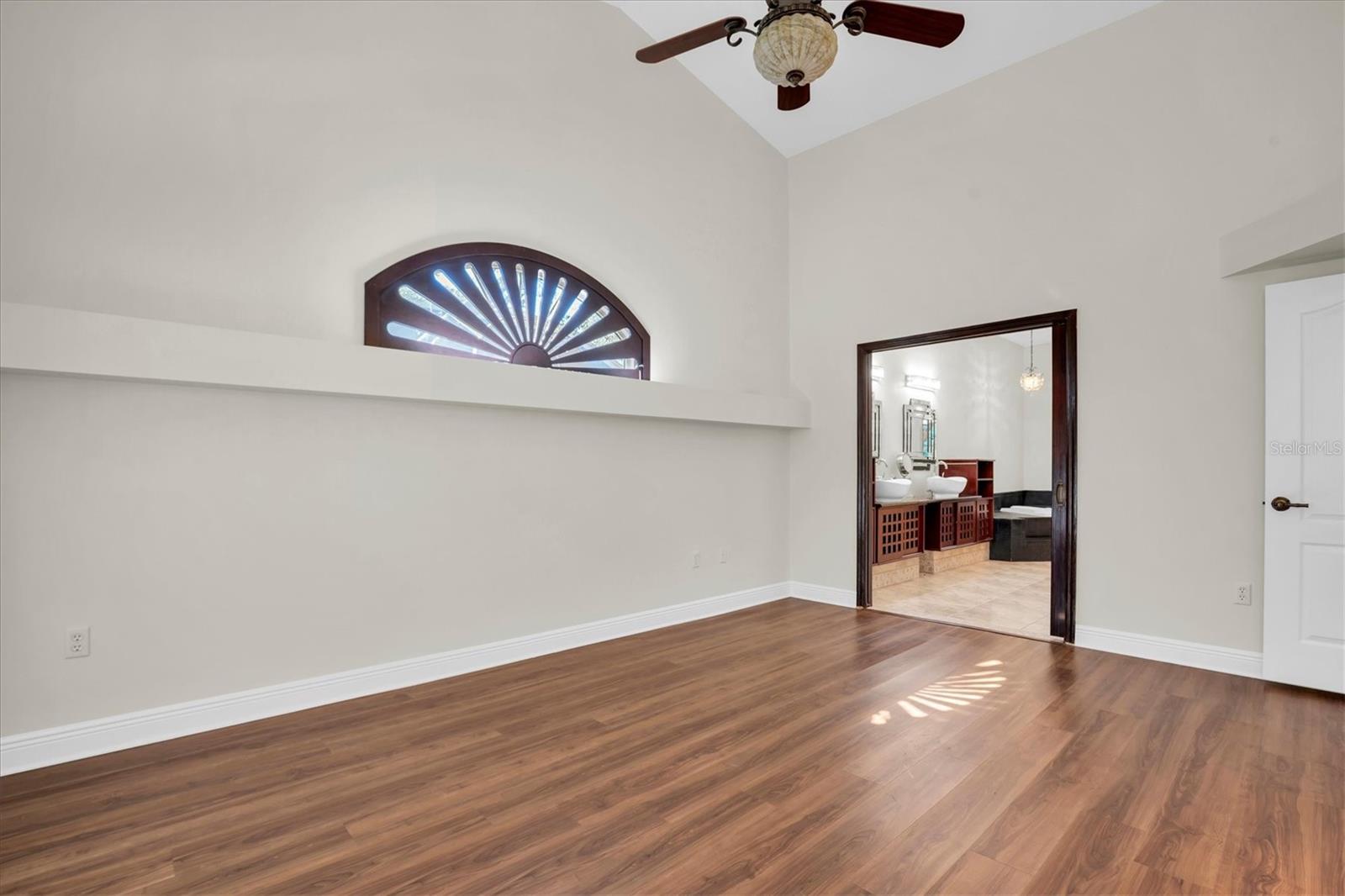 Image 28 of 48 For 4589 Glenbrook Circle