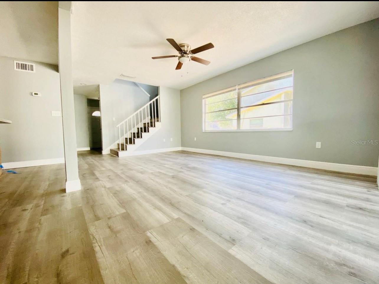 Image 3 of 7 For 2073 Loma Linda Way N