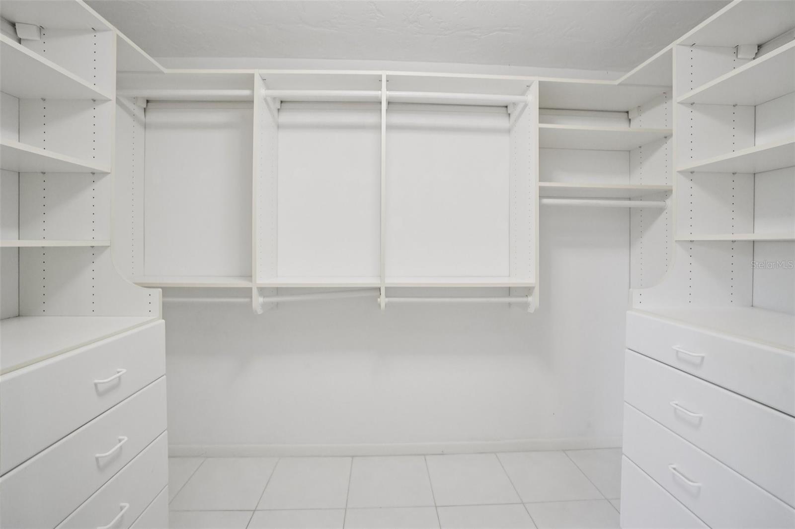 Image 25 of 46 For 1627 Farrier Trail