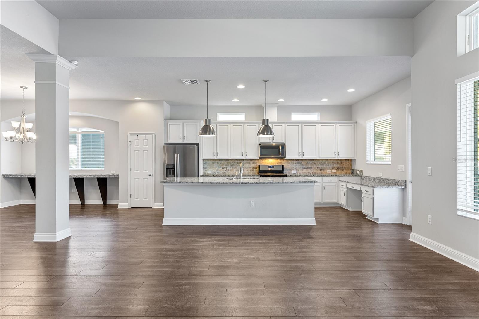 Image 17 of 53 For 1308 Charleen Street