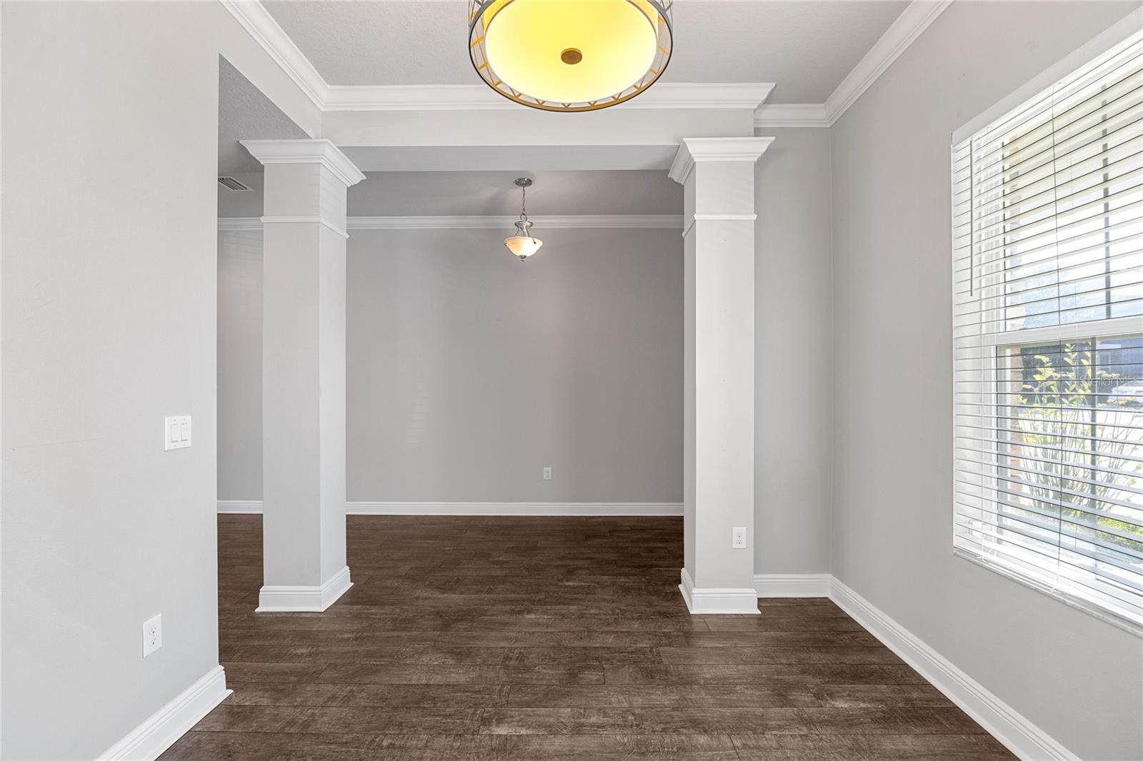 Image 9 of 53 For 1308 Charleen Street