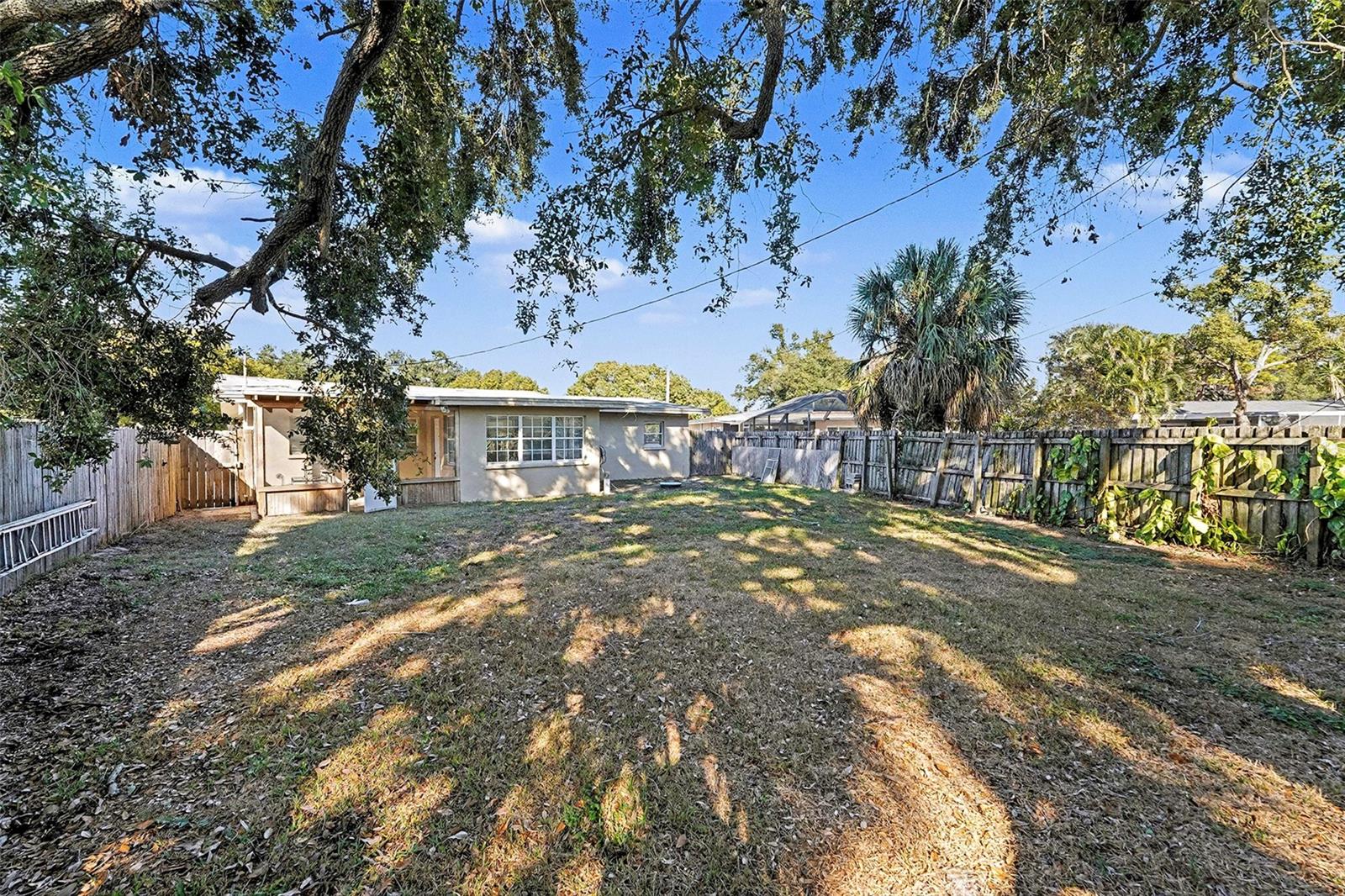 Image 18 of 21 For 2169 Dell Avenue