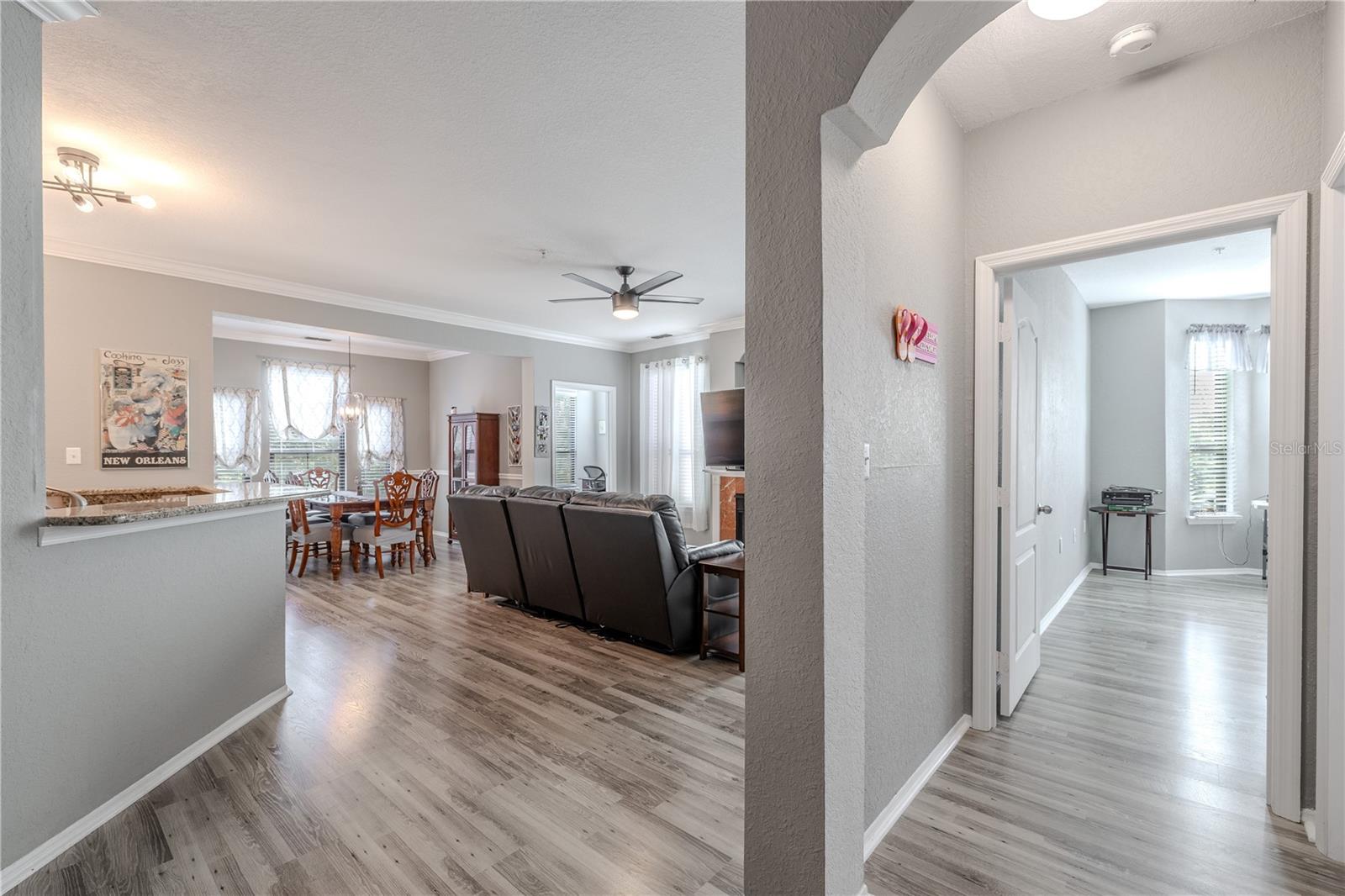 Image 33 of 78 For 2738 Via Tivoli  220b