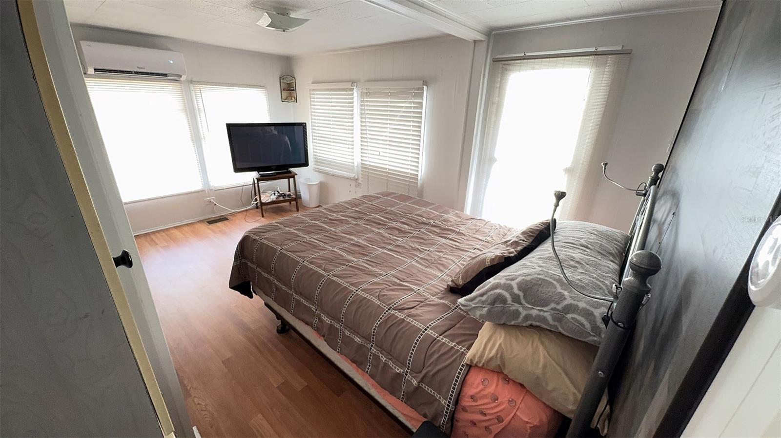 Image 9 of 28 For 4851 Gandy Boulevard B3l15