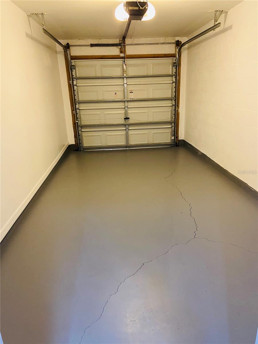 Listing photo id 17 for 11658 Mango Ridge Boulevard