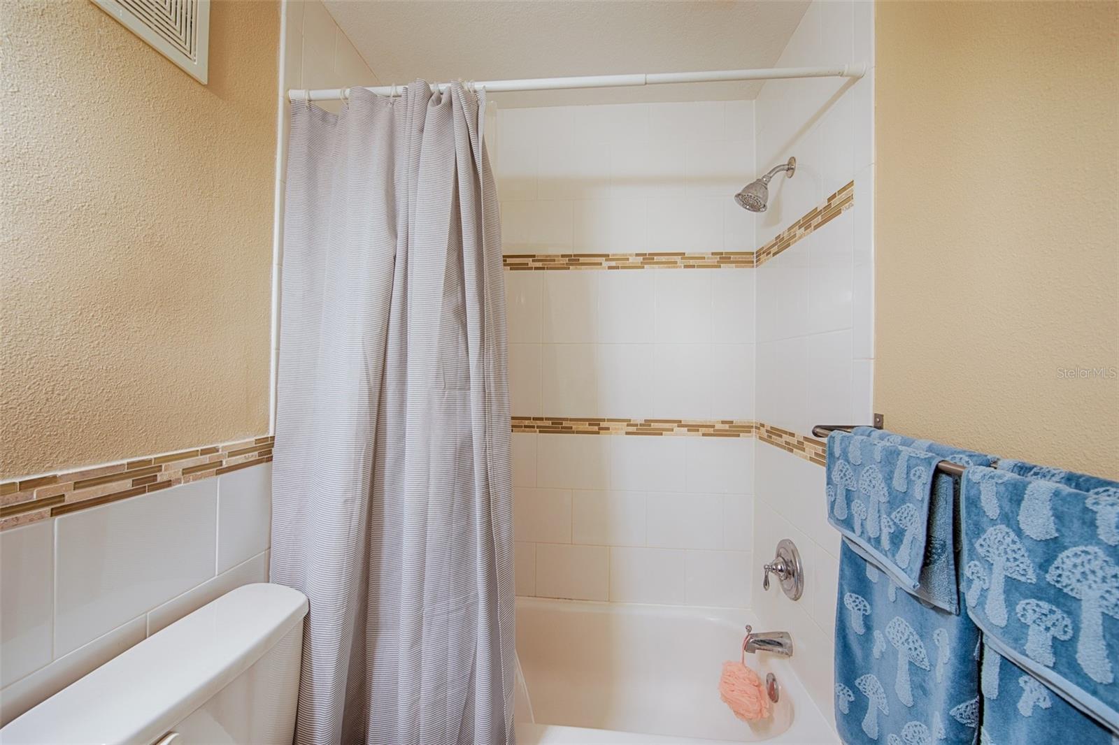 Image 21 of 24 For 1860 Massachusetts Avenue Ne 224