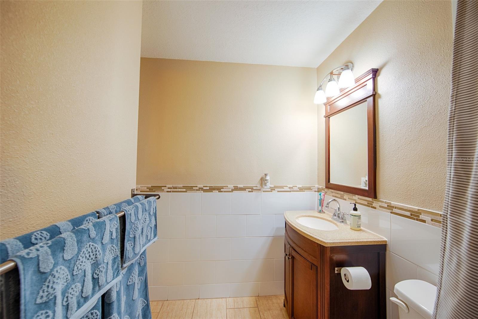 Image 22 of 24 For 1860 Massachusetts Avenue Ne 224