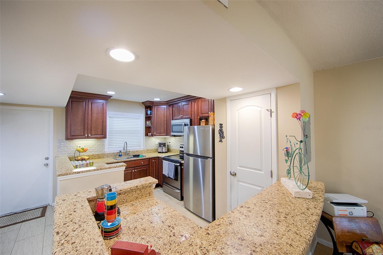 Image 6 of 24 For 1860 Massachusetts Avenue Ne 224