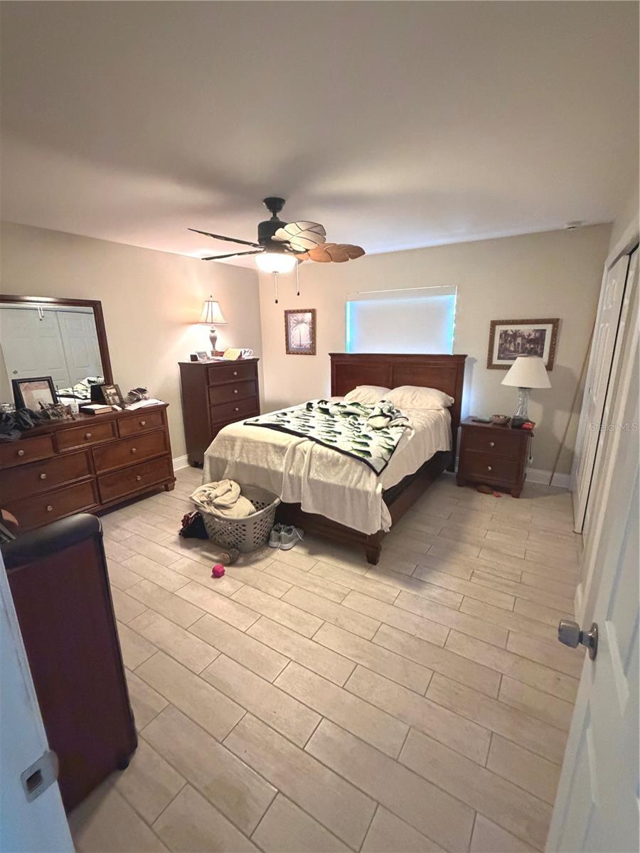 Listing photo id 8 for 9903 San Sebastian Way