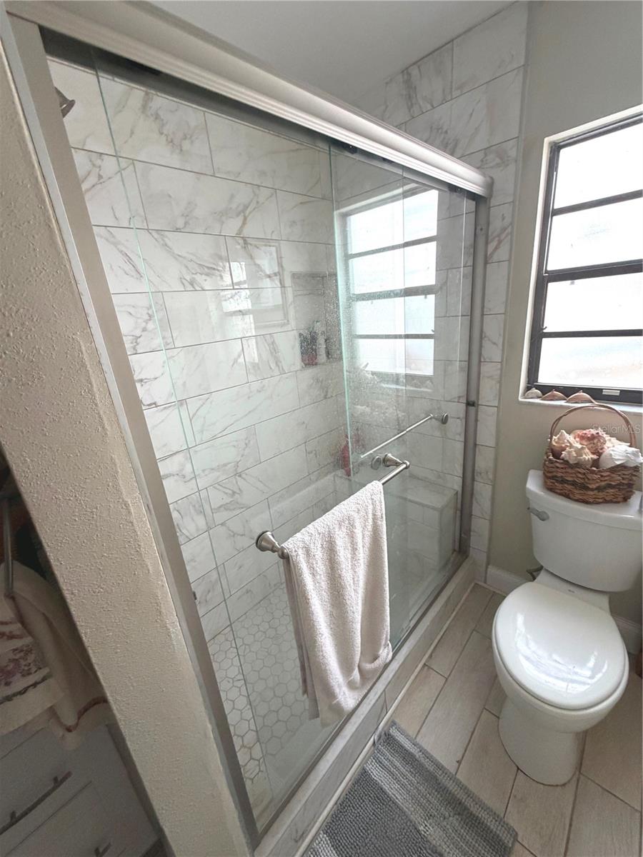 Listing photo id 11 for 9903 San Sebastian Way