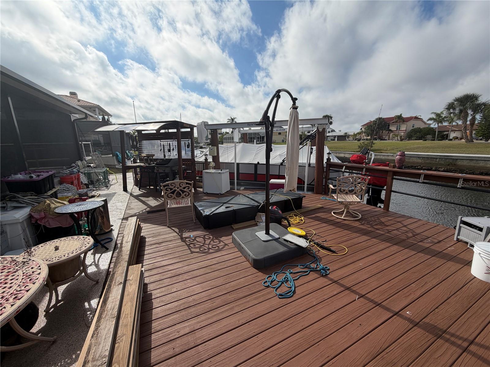 Listing photo id 20 for 9903 San Sebastian Way