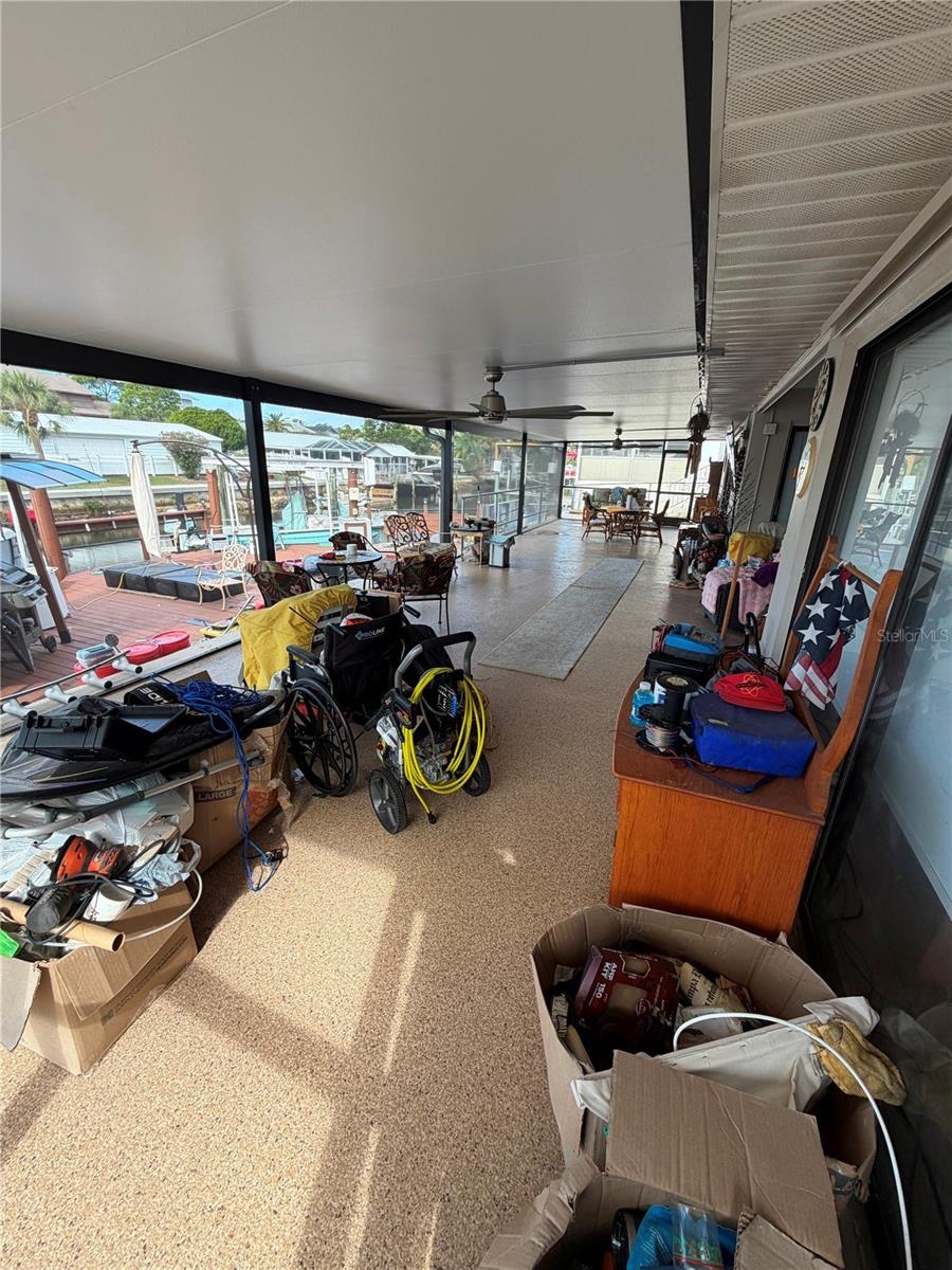 Listing photo id 23 for 9903 San Sebastian Way