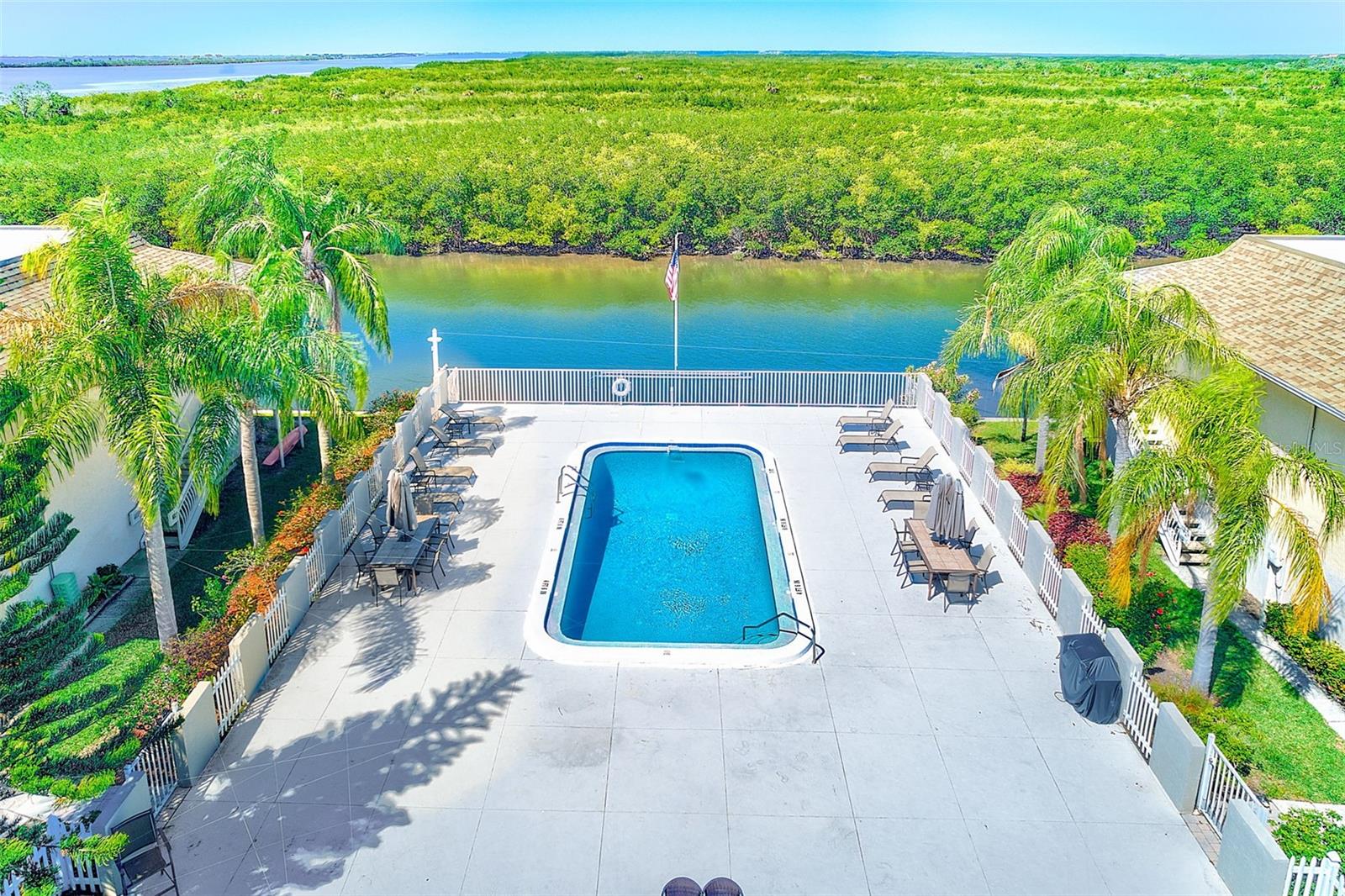 Image 20 of 38 For 8801 Bay Pointe Drive 102