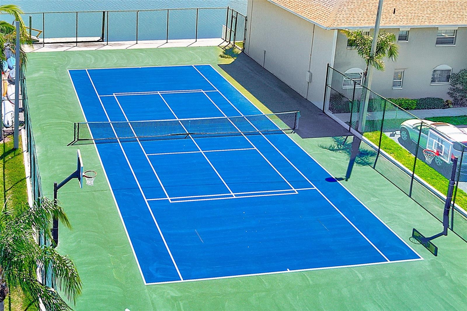 Image 22 of 38 For 8801 Bay Pointe Drive 102