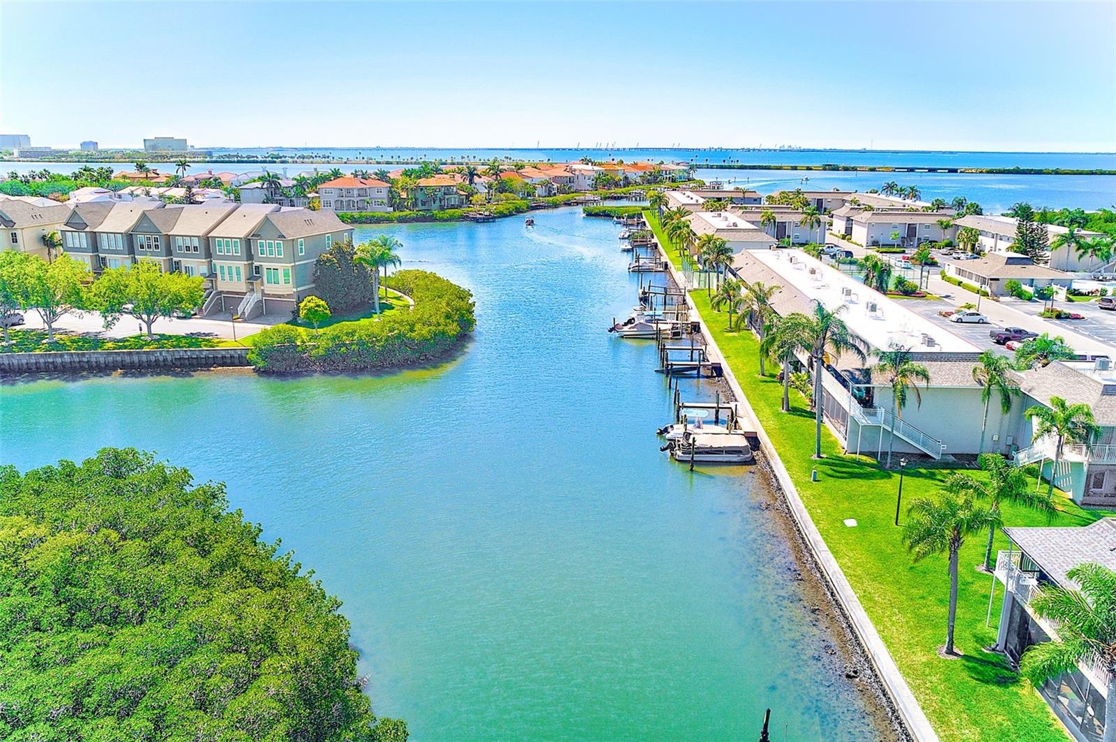 Image 23 of 38 For 8801 Bay Pointe Drive 102