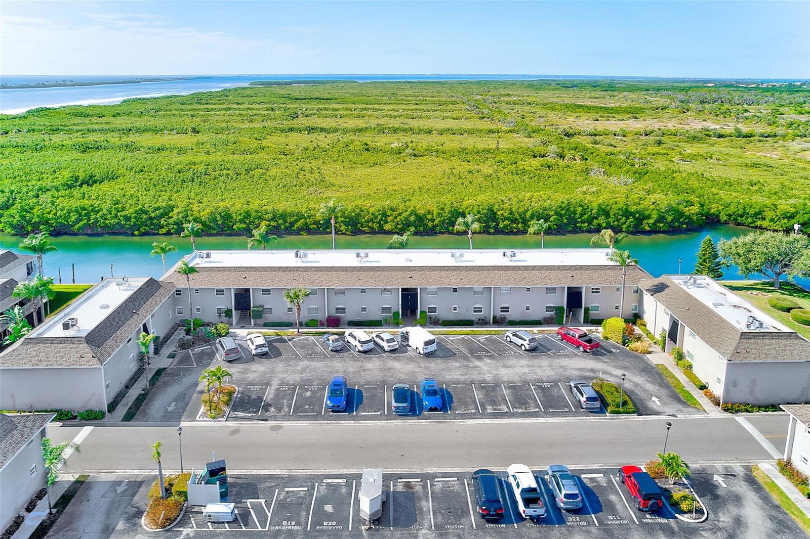 Image 33 of 38 For 8801 Bay Pointe Drive 102