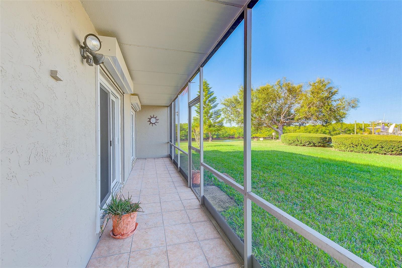 Image 4 of 38 For 8801 Bay Pointe Drive 102