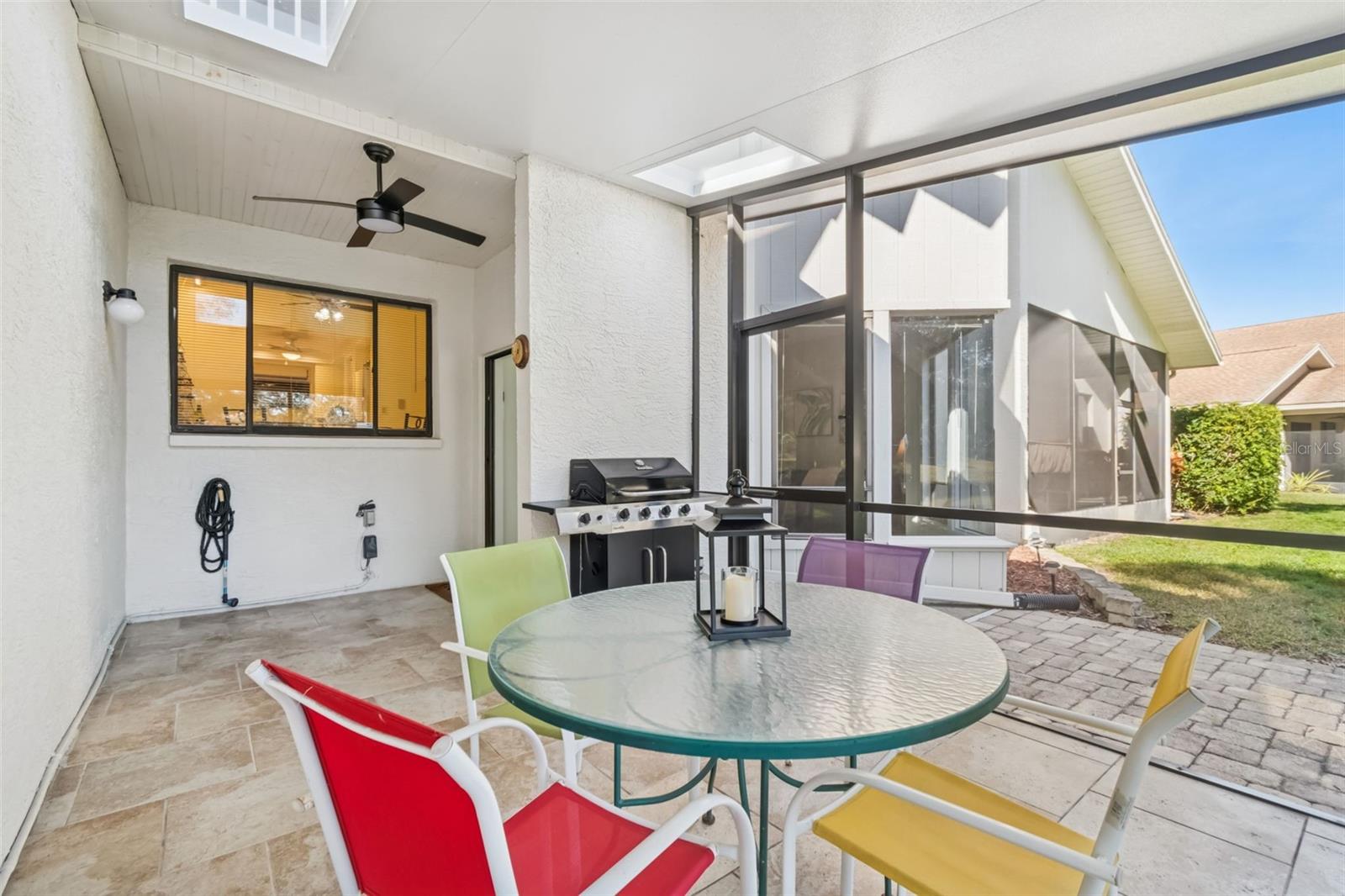 Image 22 of 59 For 486 Lakeview Drive 54