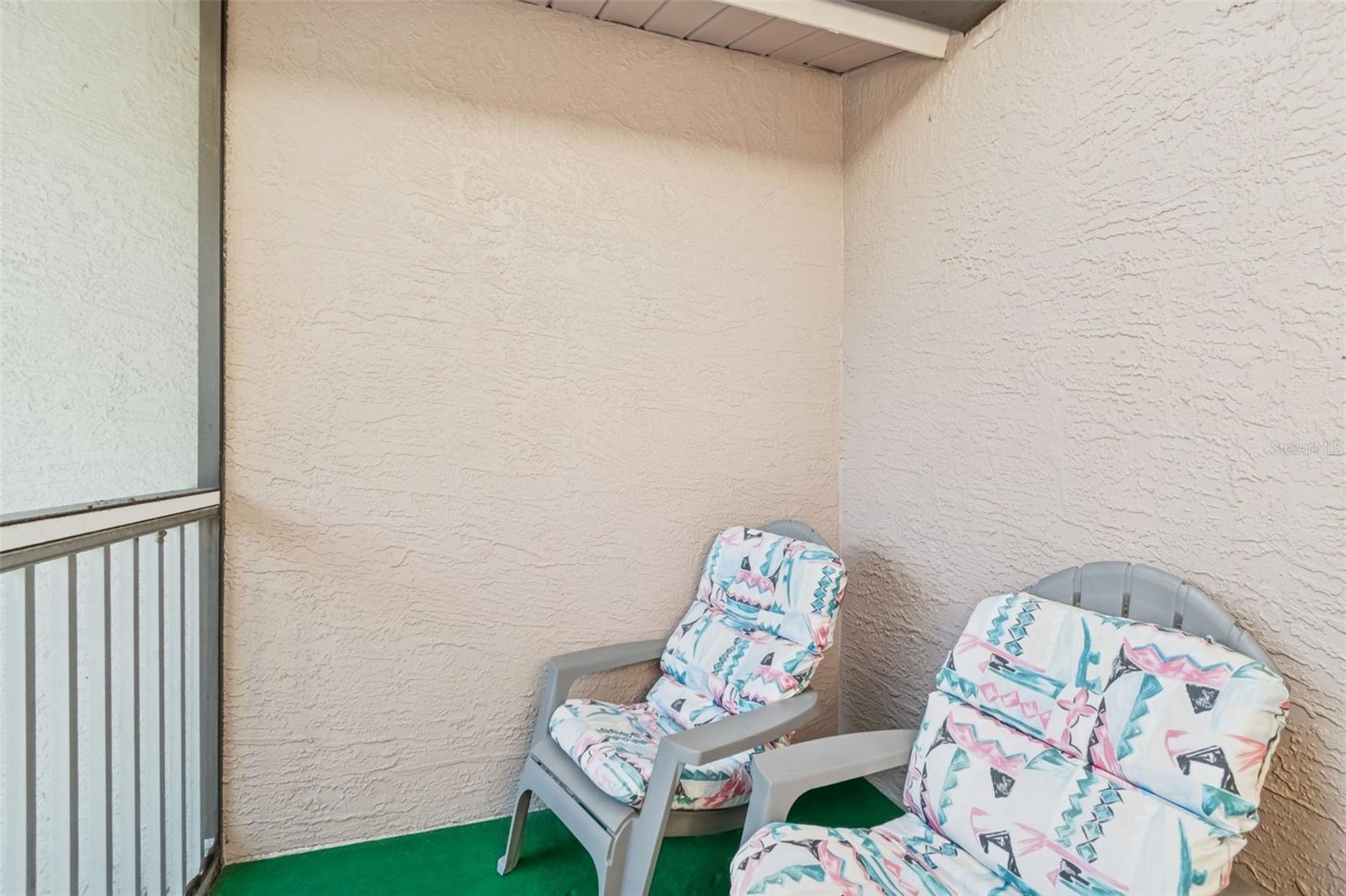 Image 45 of 59 For 486 Lakeview Drive 54