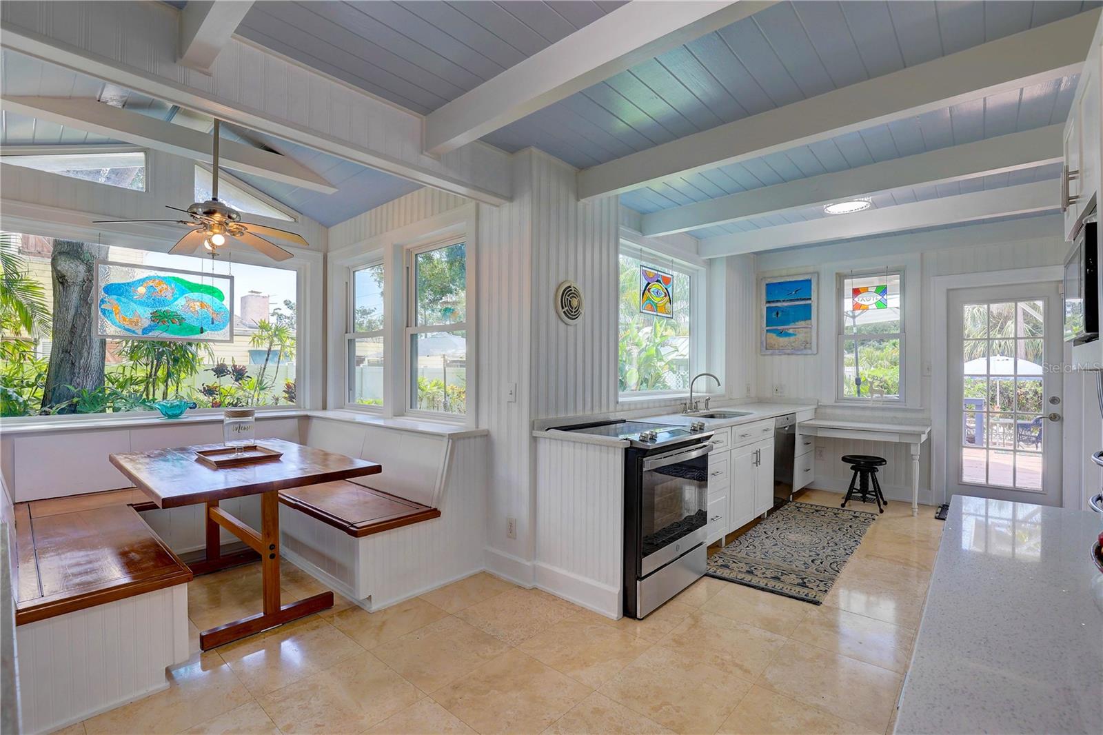 Image 11 of 49 For 4742 13th Avenue N