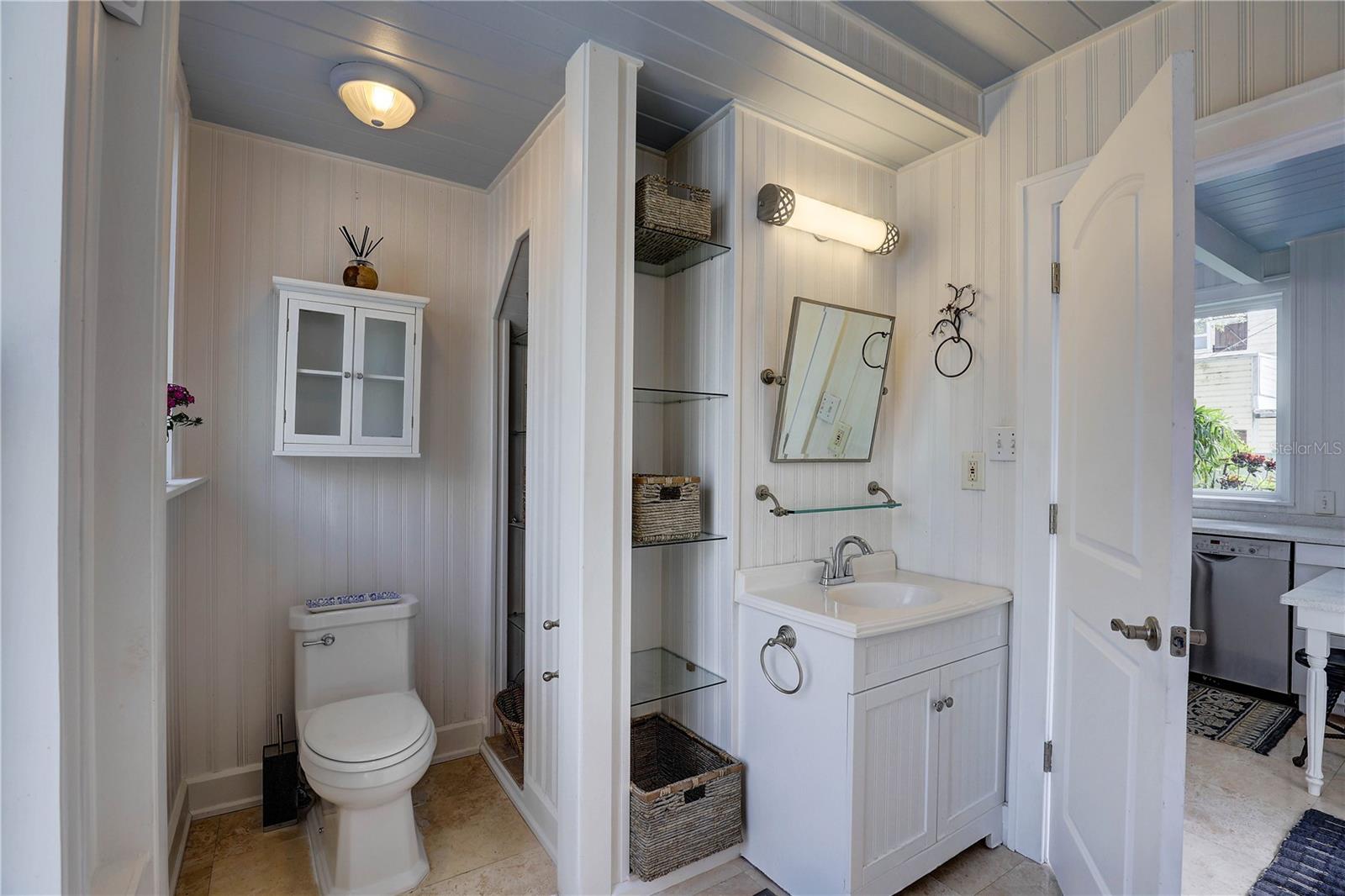 Image 15 of 49 For 4742 13th Avenue N