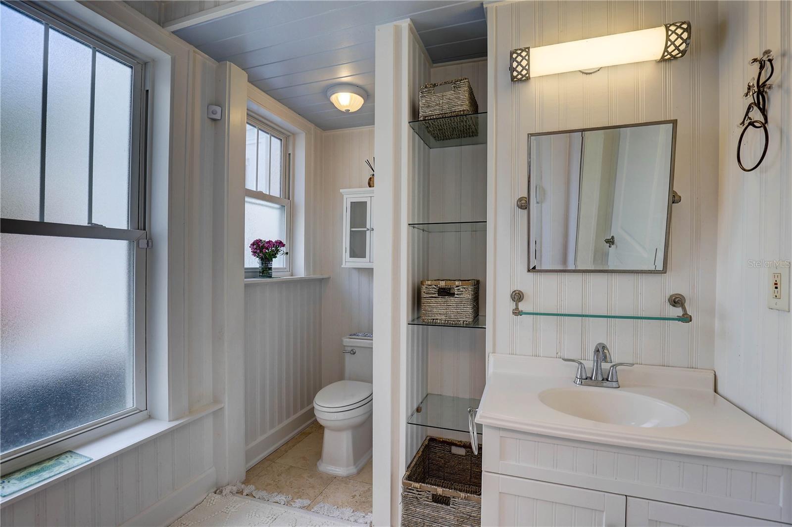 Image 16 of 49 For 4742 13th Avenue N