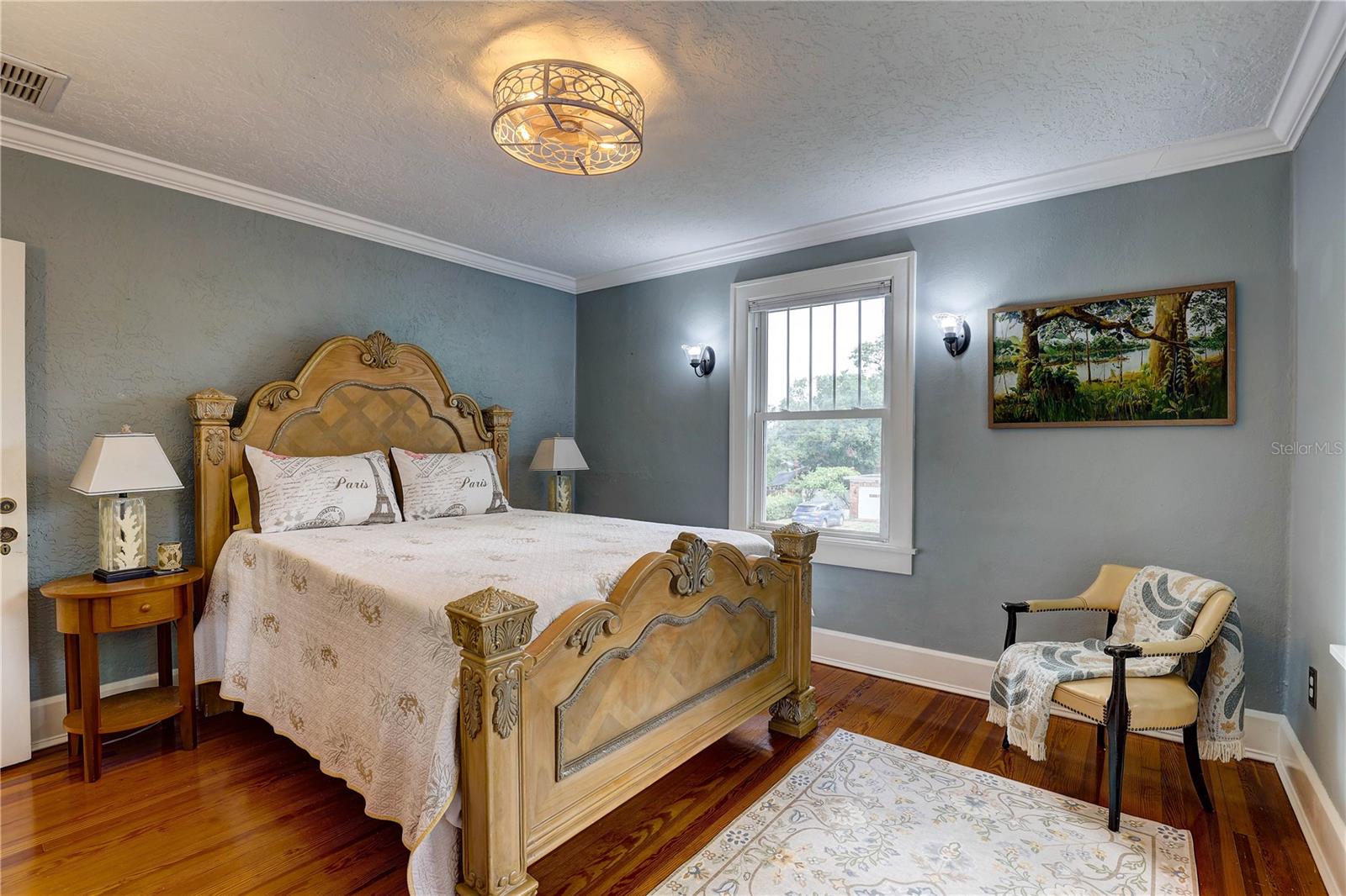 Image 21 of 49 For 4742 13th Avenue N