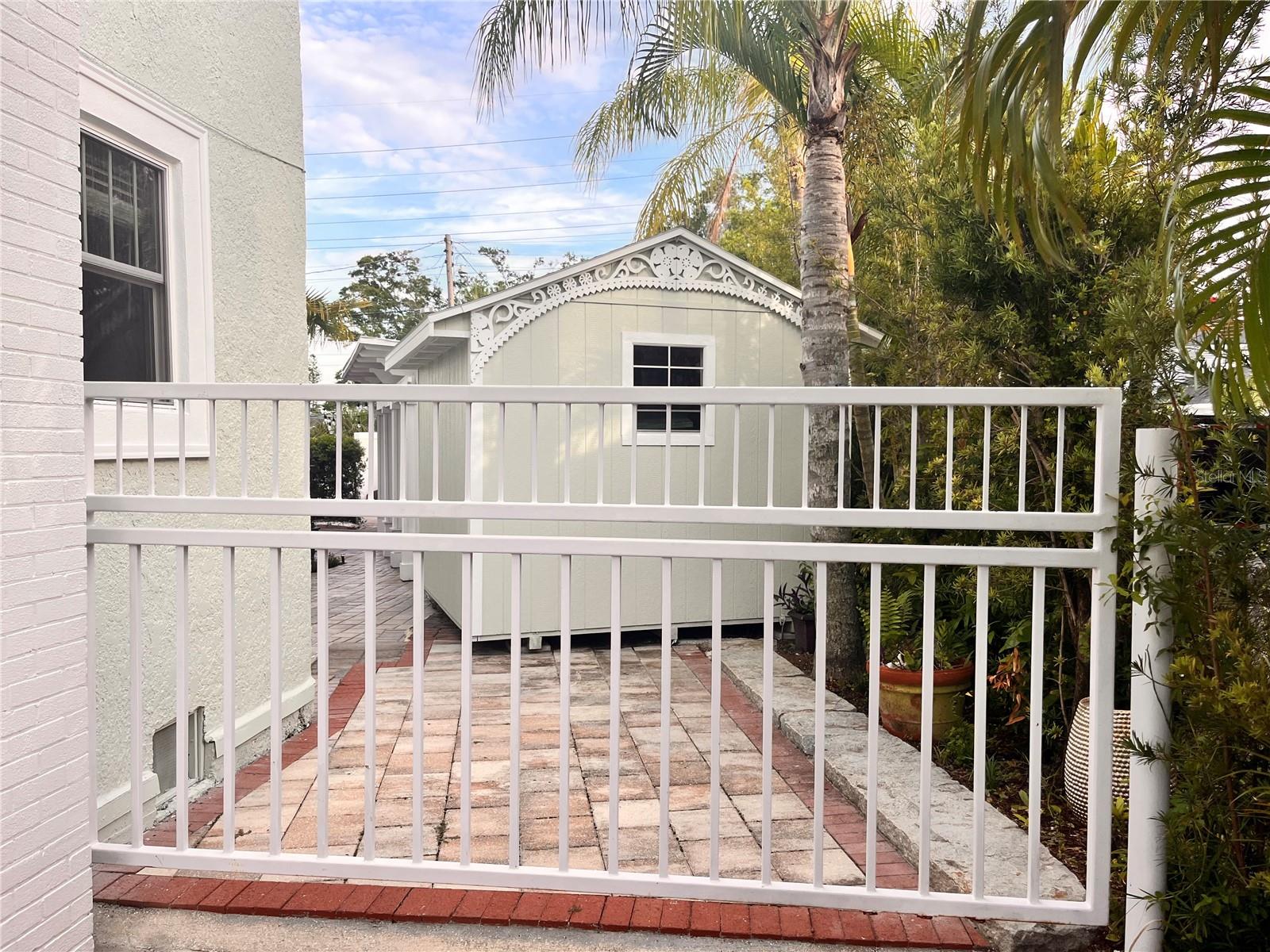 Image 47 of 49 For 4742 13th Avenue N