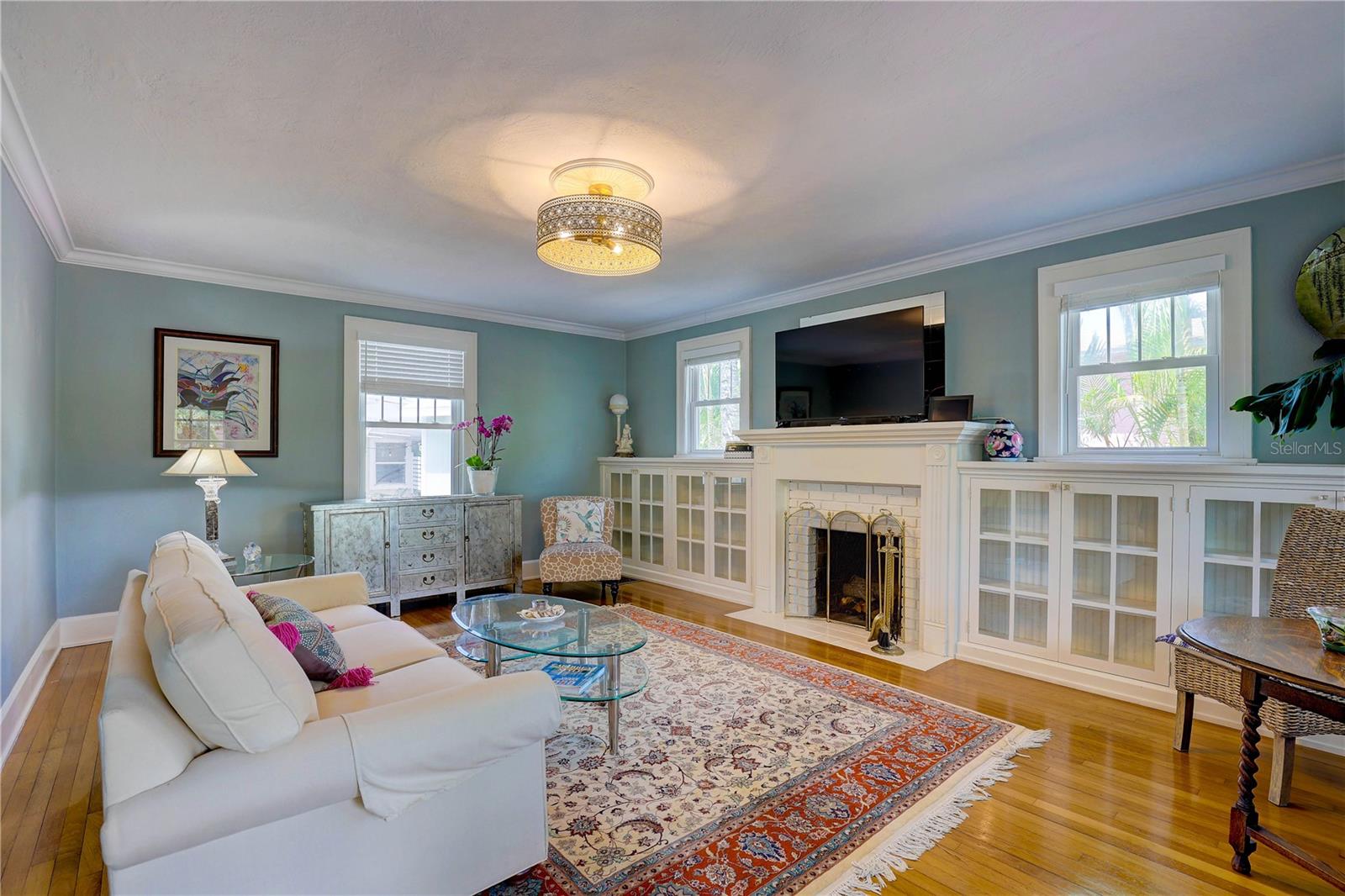 Image 7 of 49 For 4742 13th Avenue N