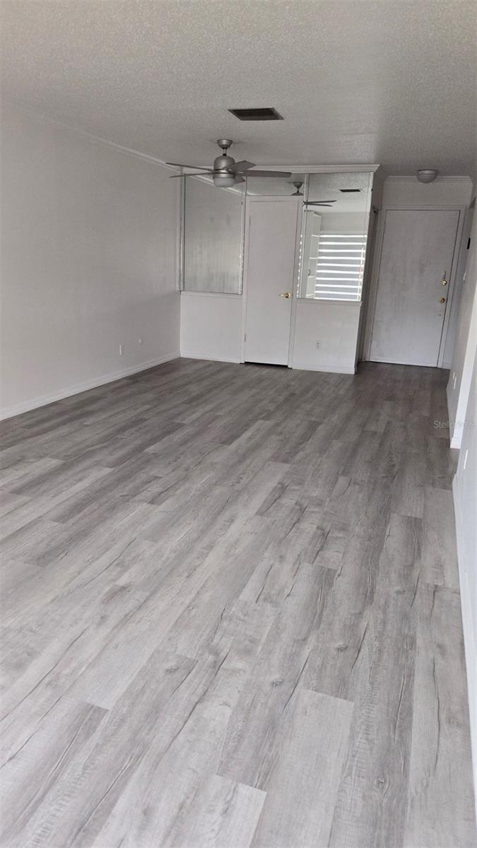 Image 2 of 14 For 4606 Gray Street 204