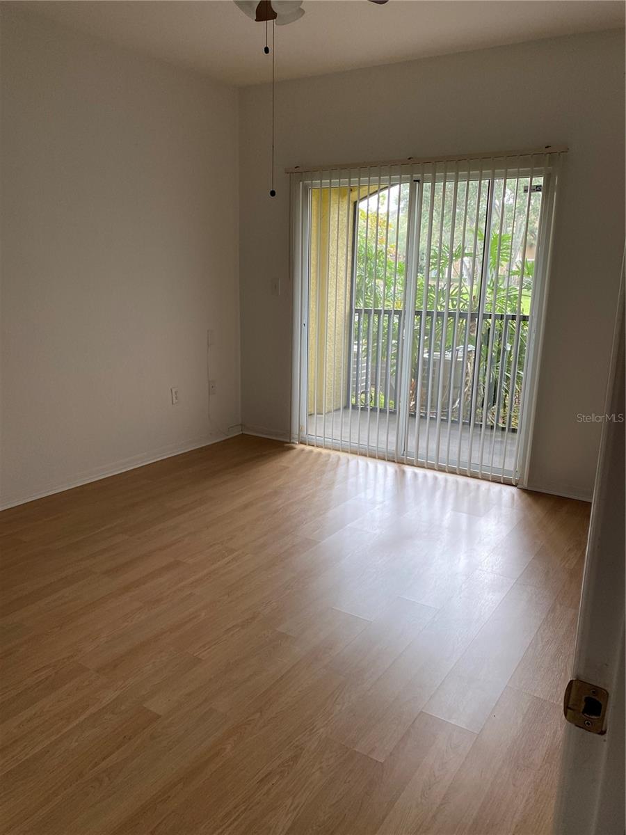 Image 15 of 18 For 10209 Courtney Palms Boulevard 104