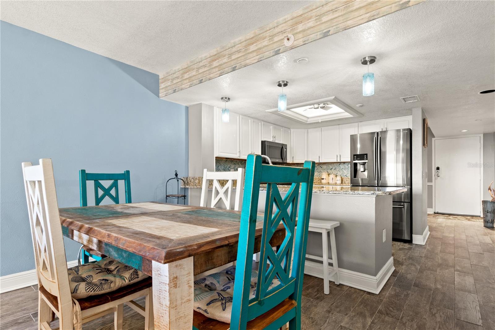 Listing photo id 10 for 6035 Sea Ranch Drive 415