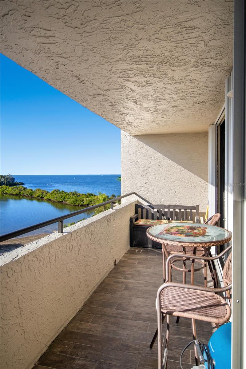 Listing photo id 15 for 6035 Sea Ranch Drive 415