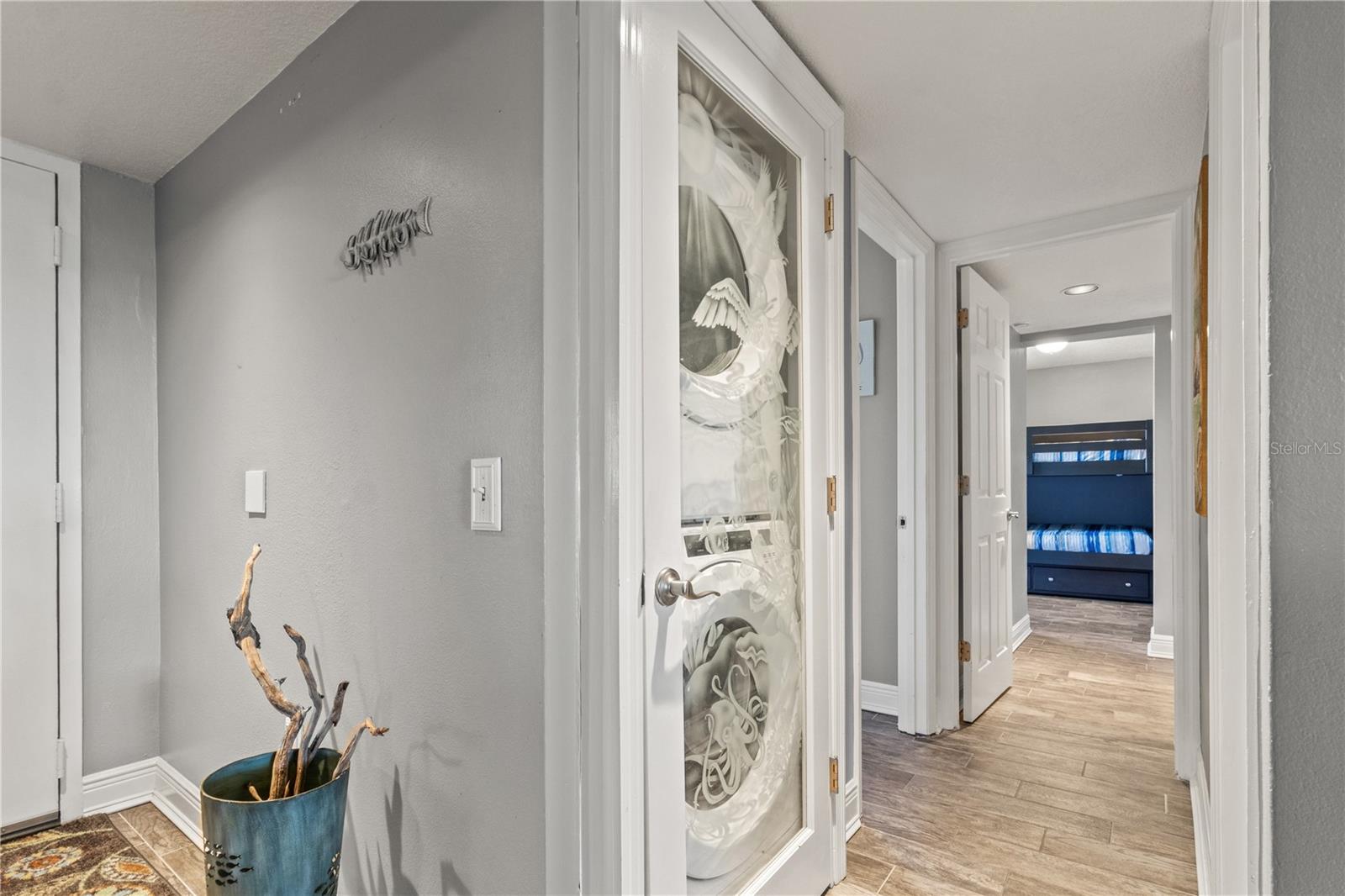 Listing photo id 18 for 6035 Sea Ranch Drive 415