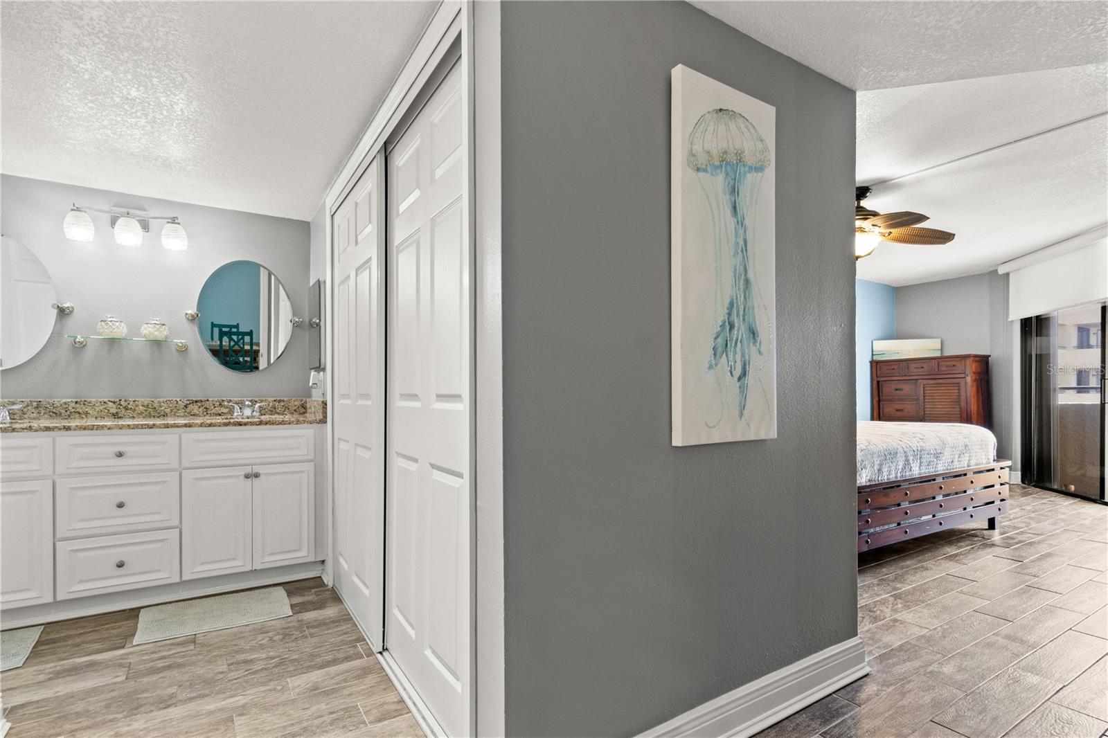 Listing photo id 22 for 6035 Sea Ranch Drive 415